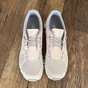 On Running- Cloud 5 Running Shoe Women's Size 9.5